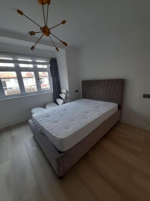 Appartamento Cosy -2 Bed Londra