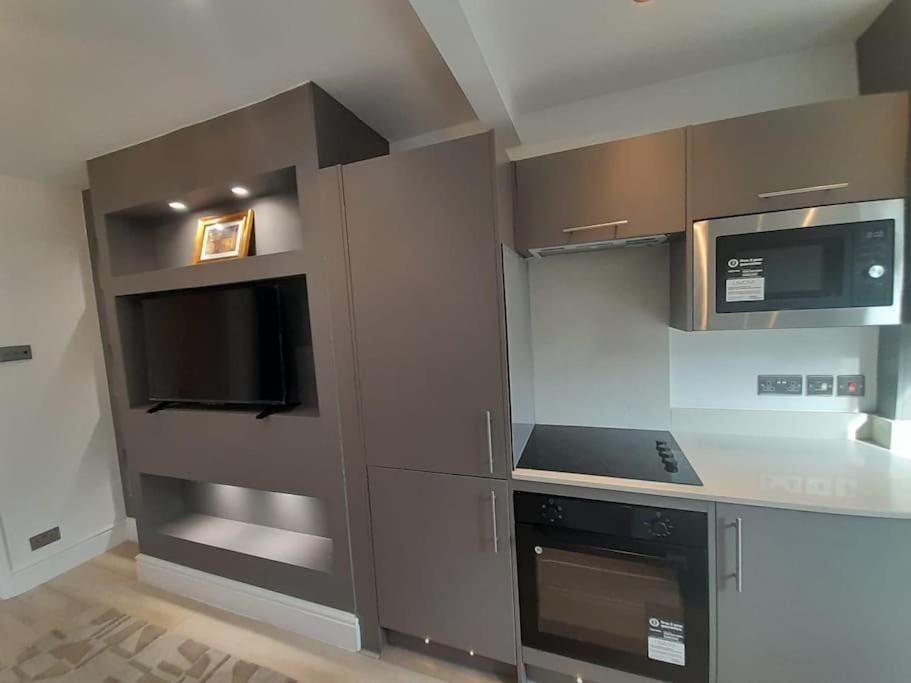 Cosy -2 Bed * Londra